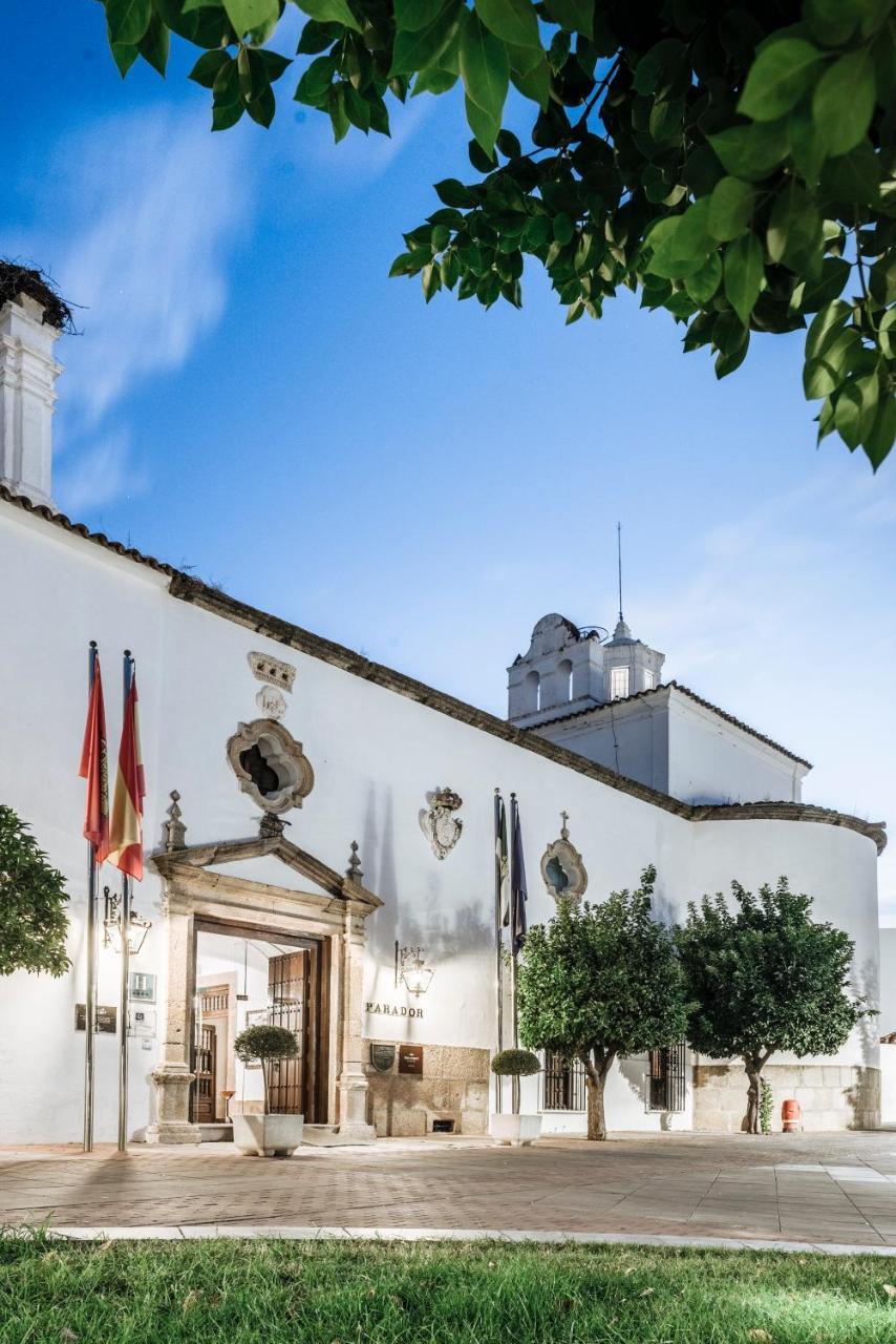 Parador De Mérida Exterior photo